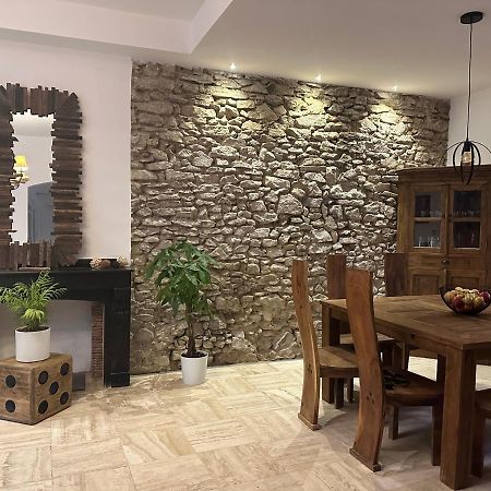 La Maison Du Puits Cesseras Exteriér fotografie