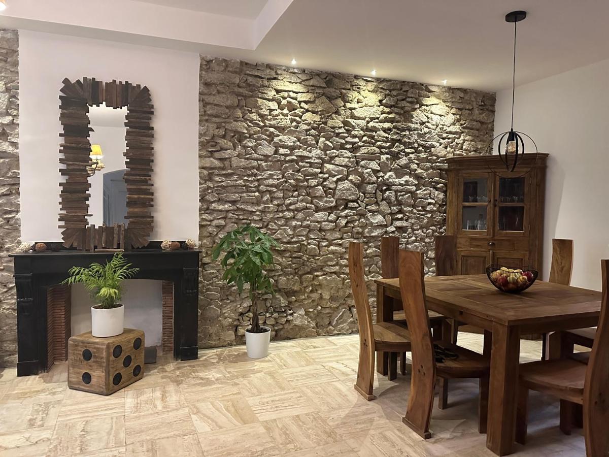 La Maison Du Puits Cesseras Exteriér fotografie